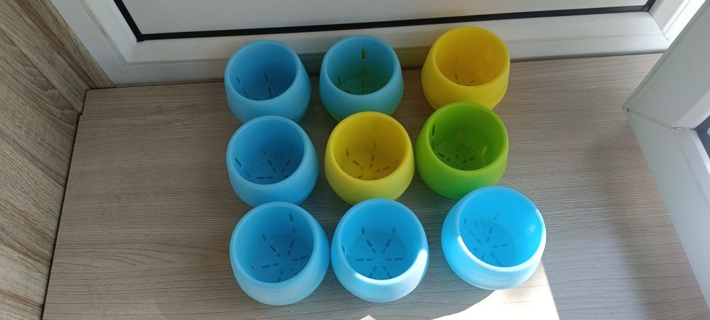 9 мини горшочков под цветы