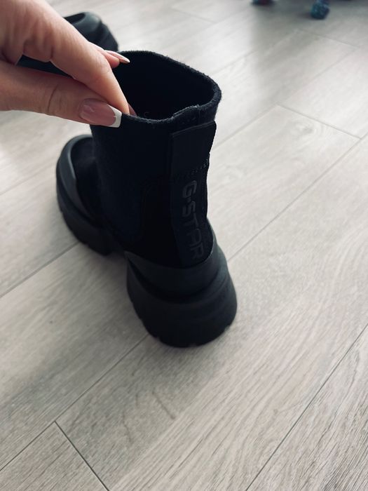 Ботинки челси с носком