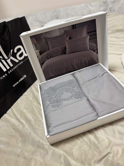 Луксозен спален комплект