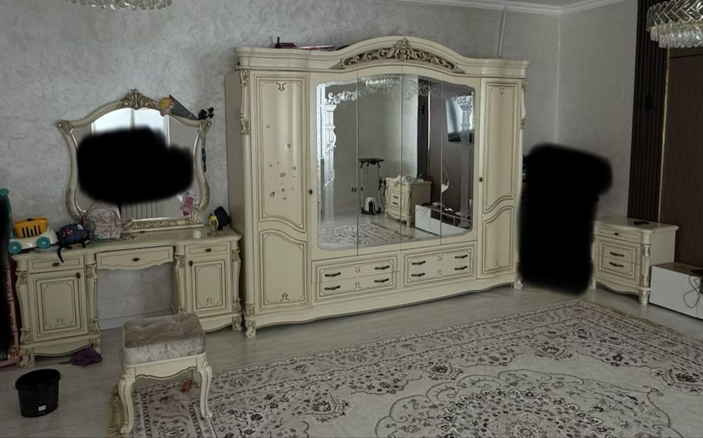 Спальный гарнитур сатылады