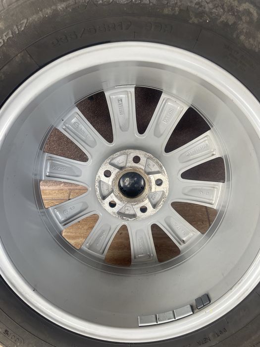 Roti Volkswagen Tiguan 235 55 R17