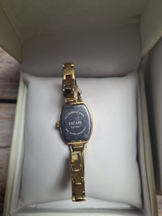 Vand ceas dama ESCAPE