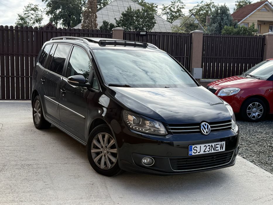 VÂND Volkswagen Touran 2015 170cp