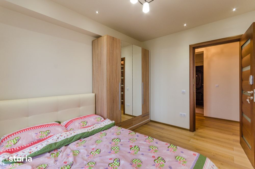 Apartament 3 camere, spatios, et 9, Dna Stanca-Selimbar