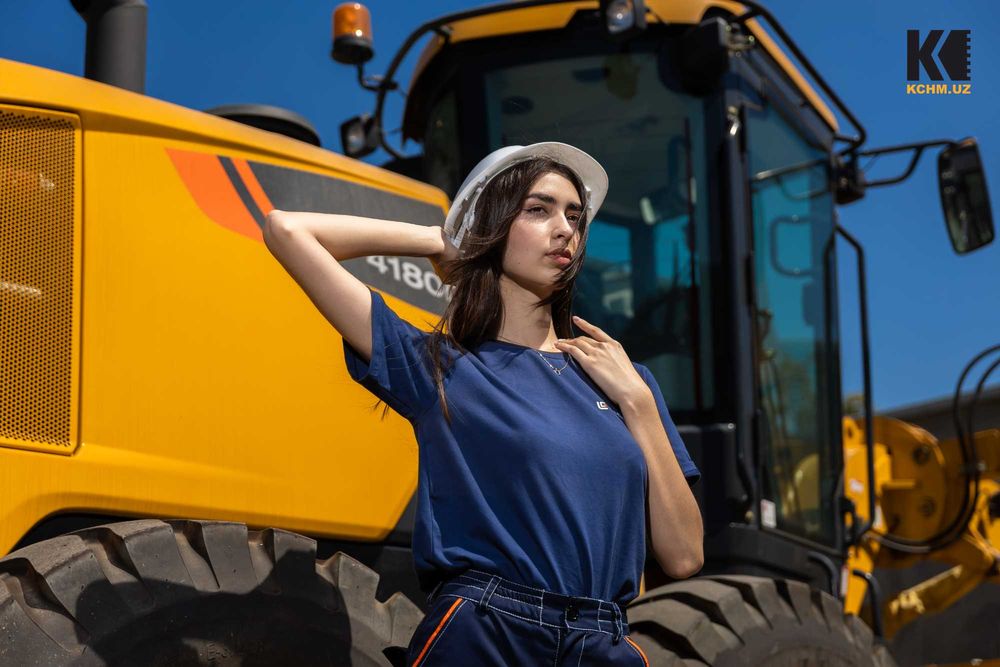 Avtogreyder CLG4180D mavjud Toshkentda