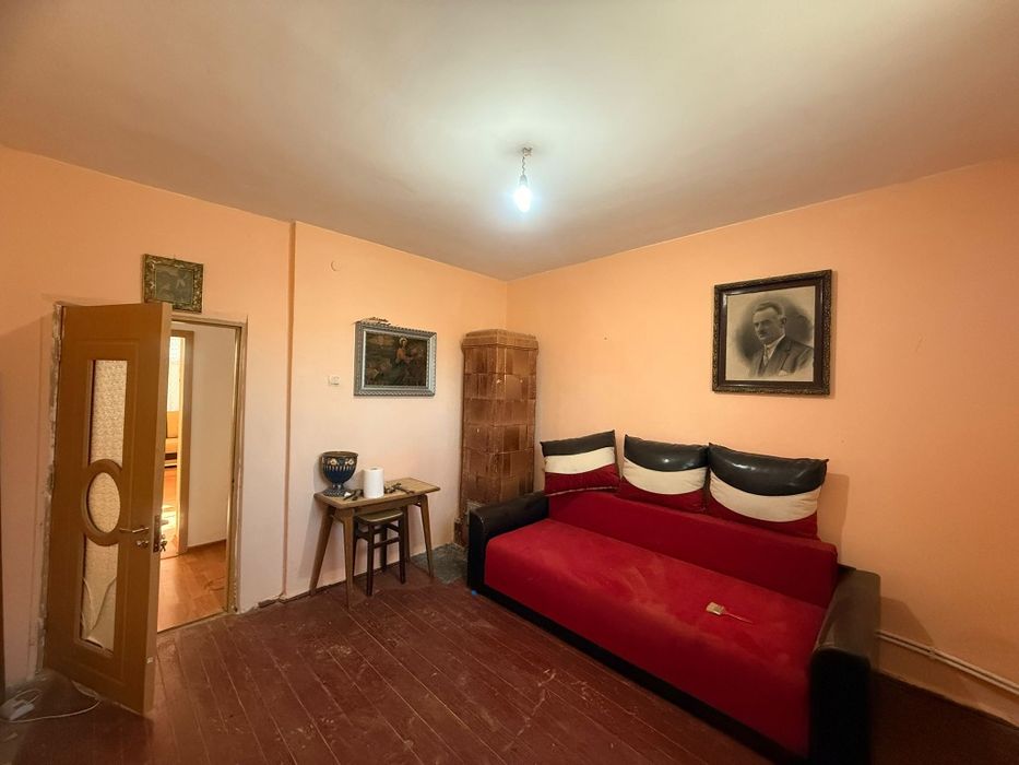 Vand Apartament 2 camere