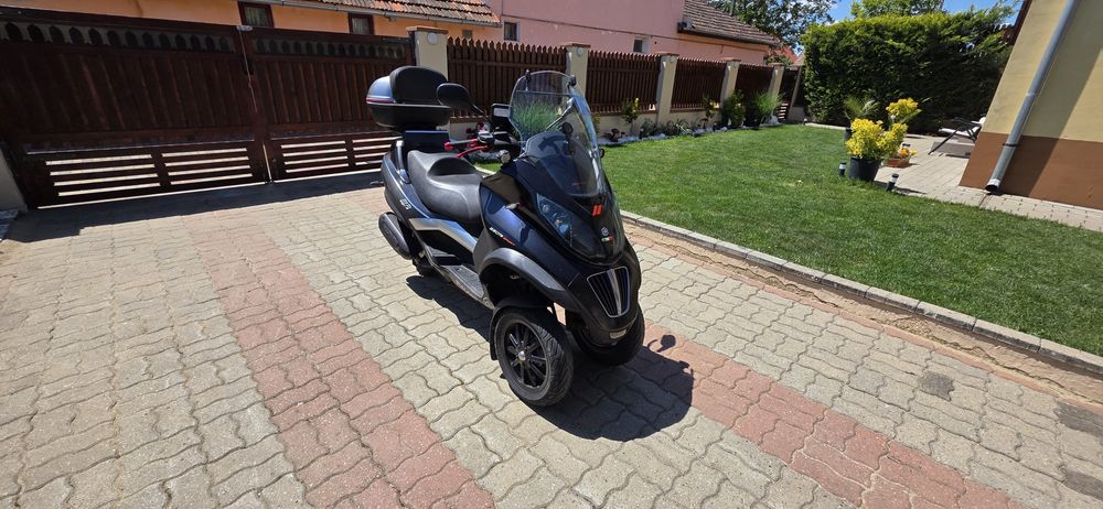 Piaggio mp3   2009