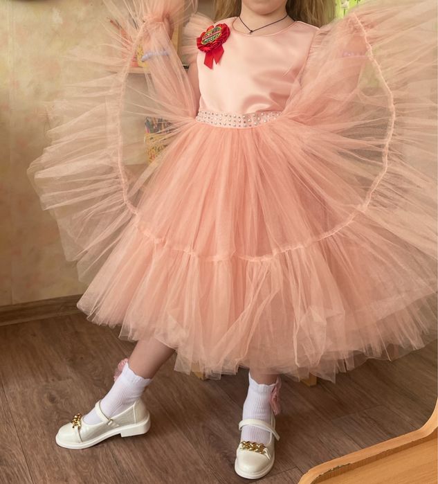 Нарядное бальное платье для девочки 5-7 лет
