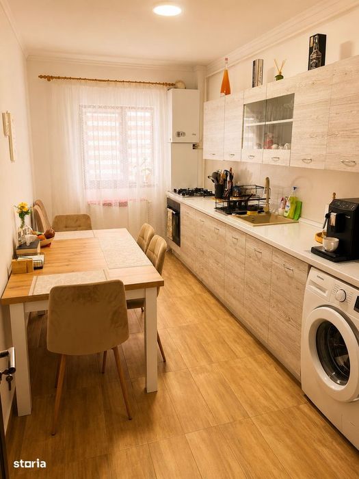 Apartament de 2 camere, decomandat, Cartier Astoria