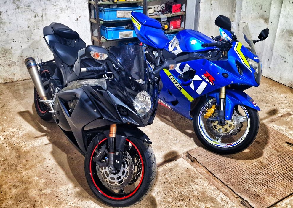 Vând Suzuki GSX-R 600 K5 ( model aniversare)