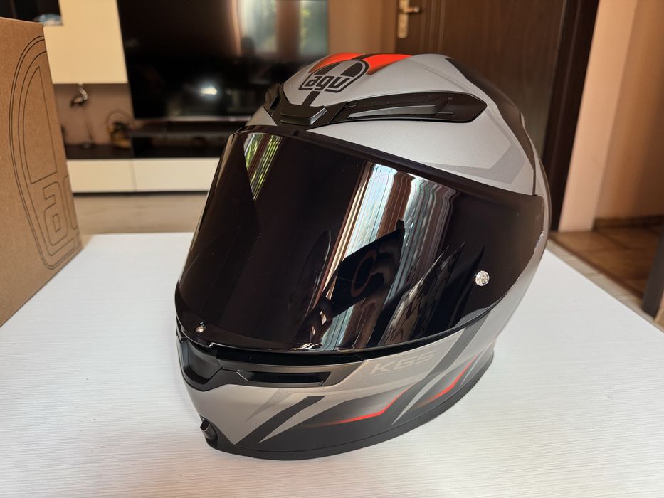 Каска AGV K6s размер M