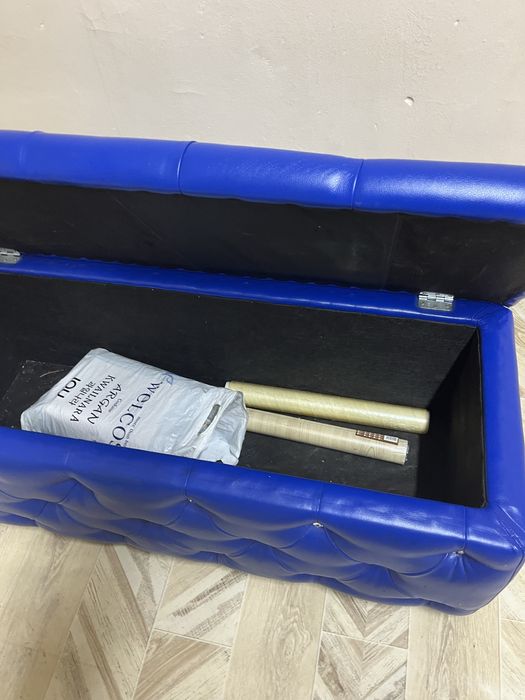 Продам  пуфик , бу