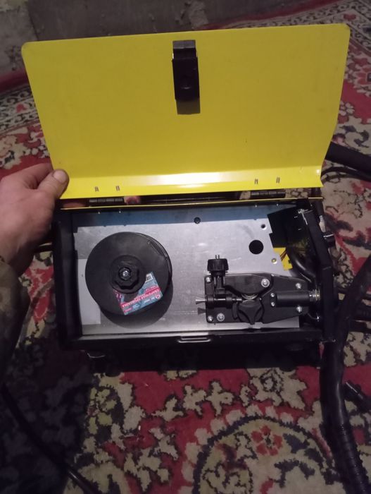 Здравствуйте!продам сварочный аппарат