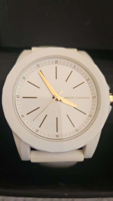 Часовник Armani EXCHANGE