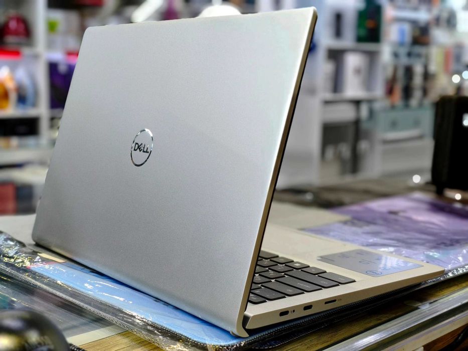 Dell inspiron 14 snapdragon 8 CX Gen Long Battery LifeTime