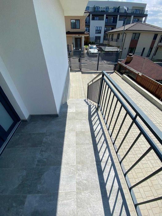 Proprietar inchiriez 1 unitate din  duplex  in Iris