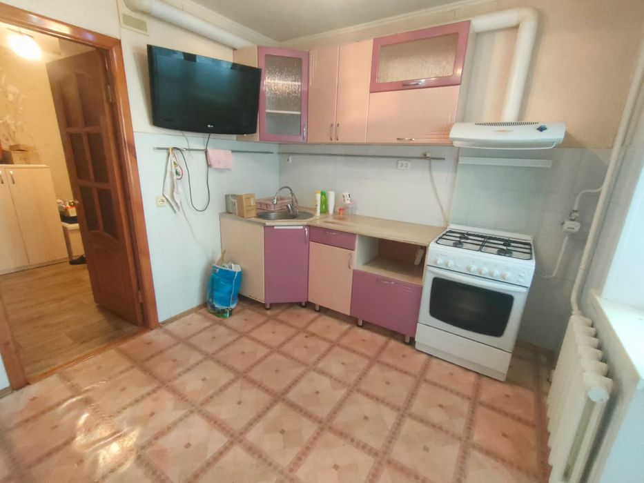 Продам 4-х комнатную квартиру
