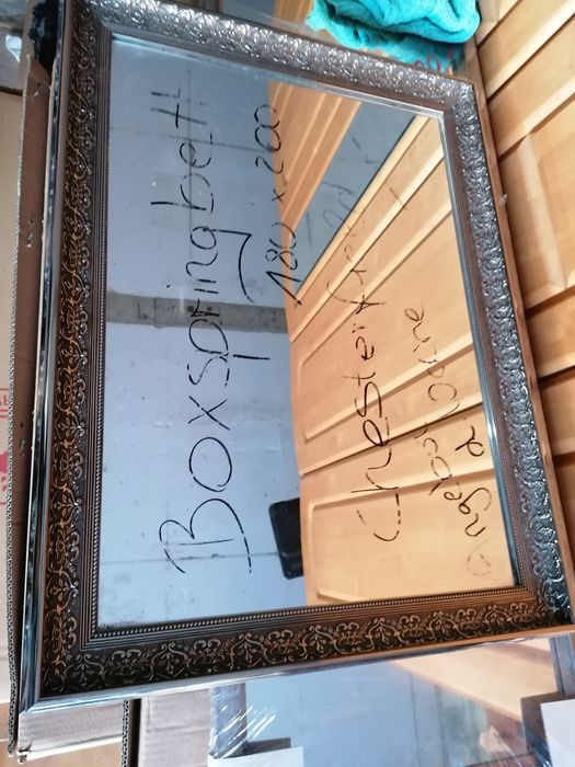 Oglinzi pe mai multe modele