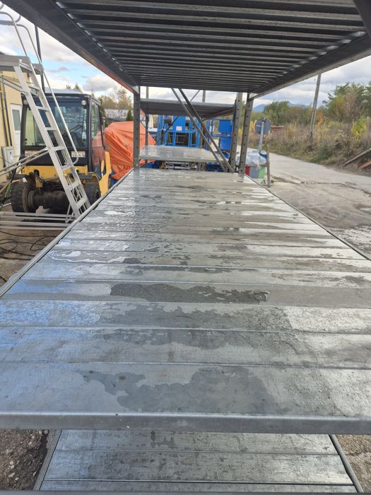 Raft metalic industriala