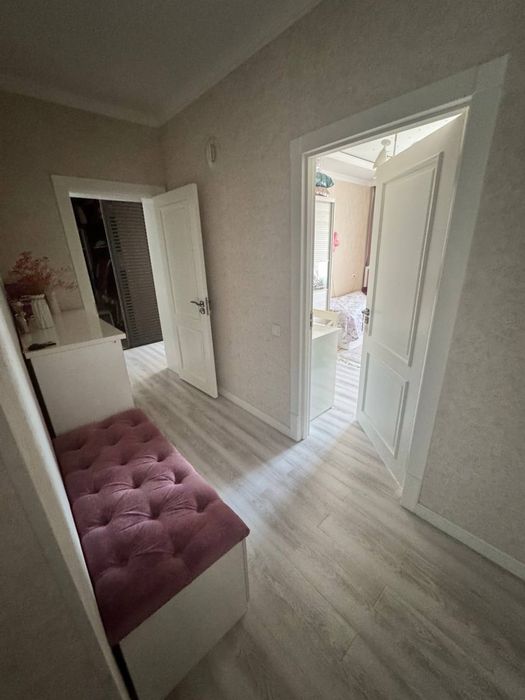 Янги-Хаёт. Продается уютная 2-комнатная квартира с мебелью!