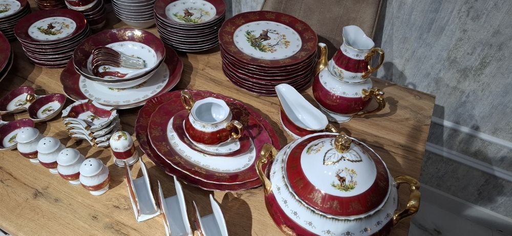 Набор посуды на 12 персон