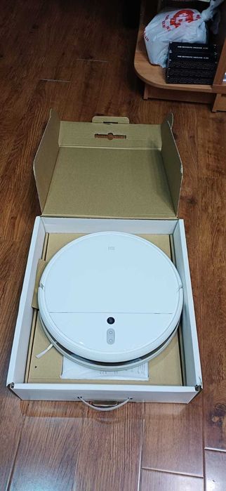 Робот-пылесос Xiaomi Mi Robot Vacuum-Mop STYTJ01ZHM