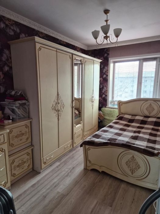 Продам 4 кмн квартира