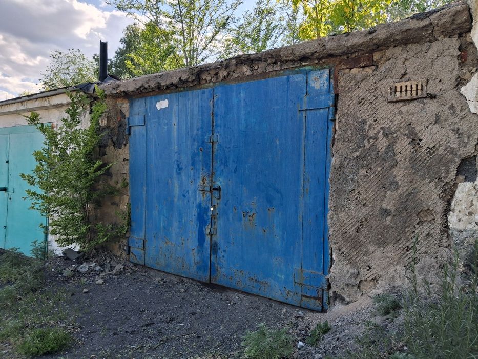 Продам гараж с документами