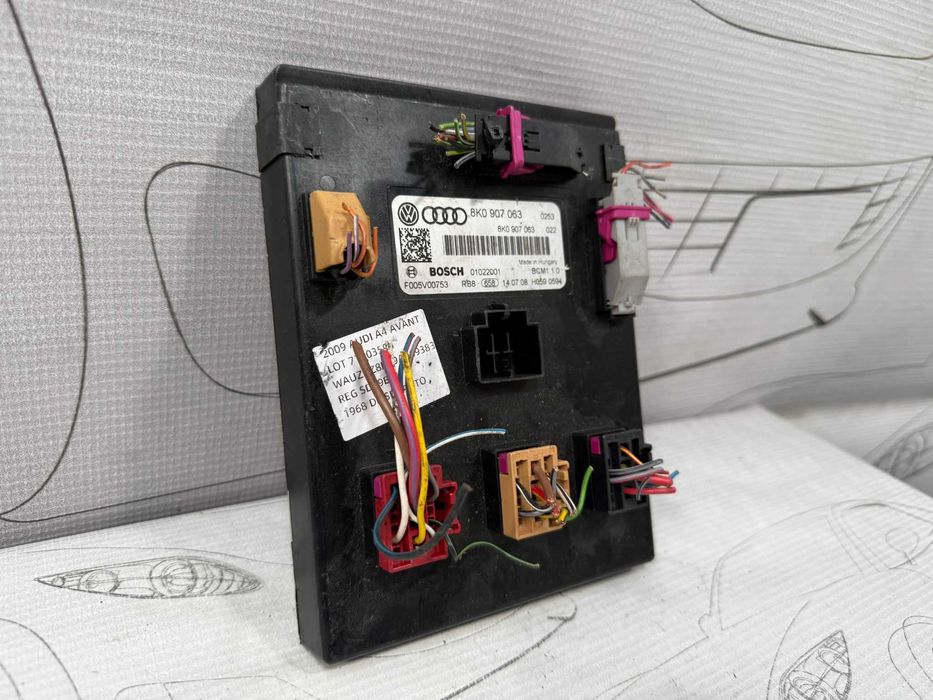 Modul confort BCM1 Audi A4 S4 B8 8K COD: 8K0907063 2009 / [2008-2015] / (5B2)