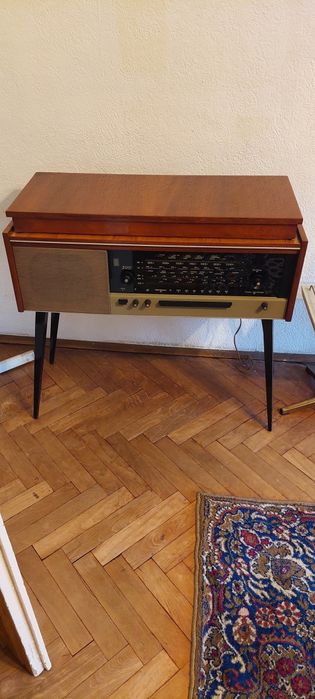 Ретро радио-грамофон