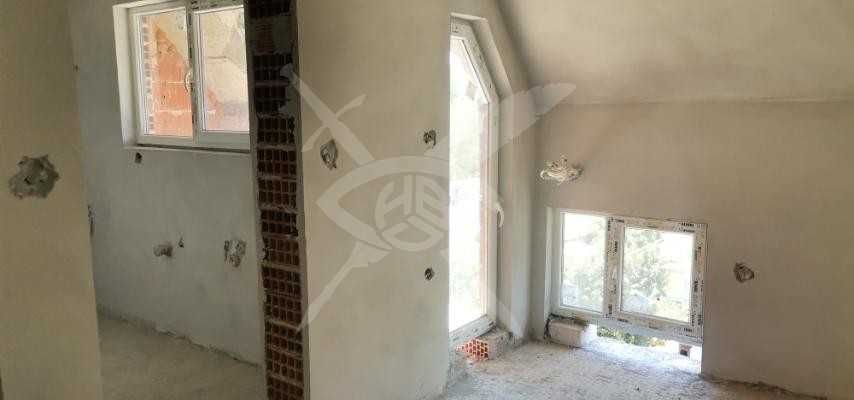 Продава се Двустаен апартамент в Ахтопол - 69 кв.м за 1015 €/кв.м - Снимка #1