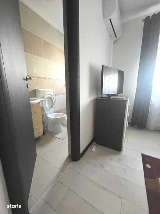 Ocazie ! COMISION 0 % Duplex  cartier Europa 5 camere