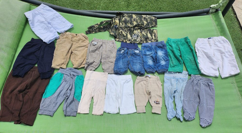 Lot haine copii nou născuți