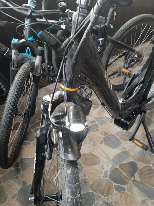 Vând bicicletă electrică și două biciclete Rockrider 520