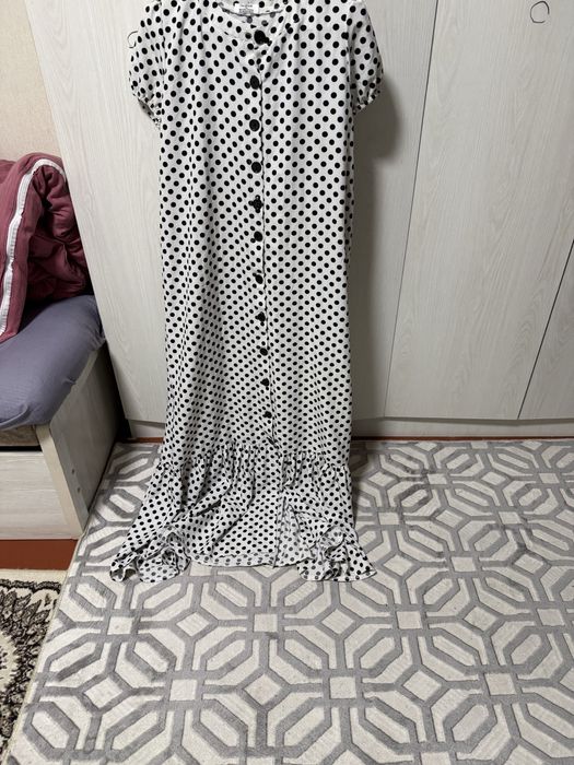 Платье горошка длинная