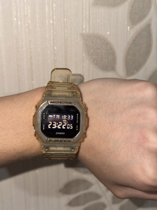 Часы Casio G-SHOCK