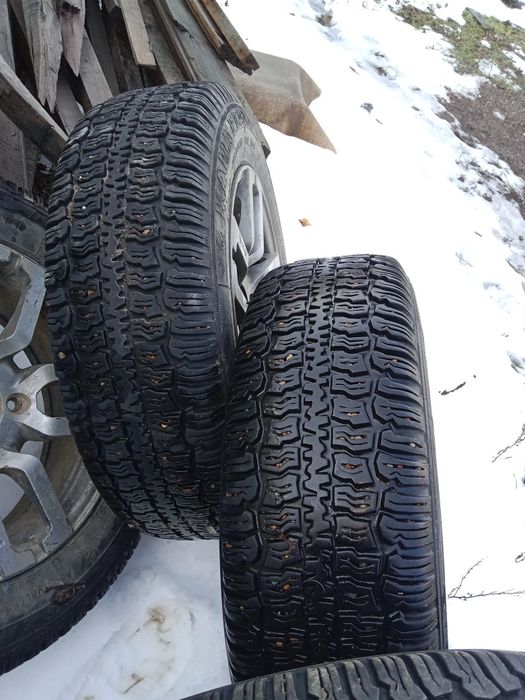 Колеса на ниву всесезонки