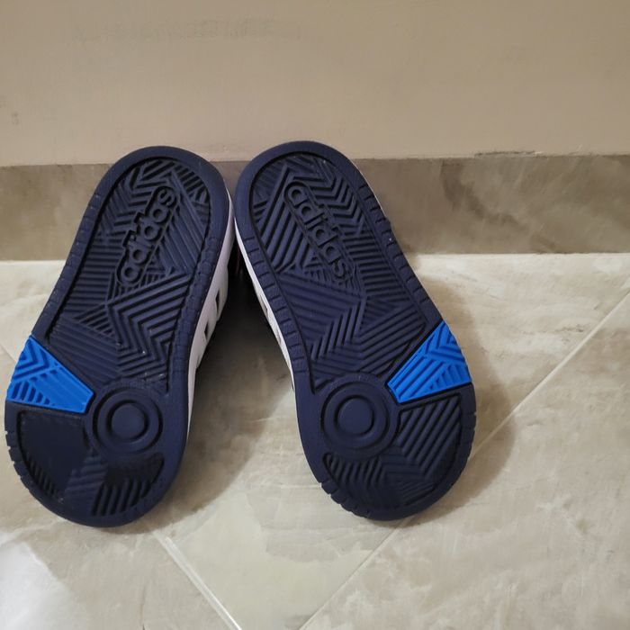 Боти adidas и маратонки  24
