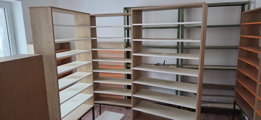 Стеллажи железные