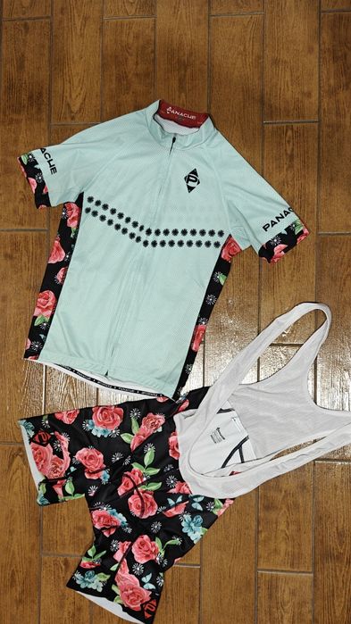 Costum ciclism Panache, dama, mar S-M (bluza Small, pantaloni Medium)