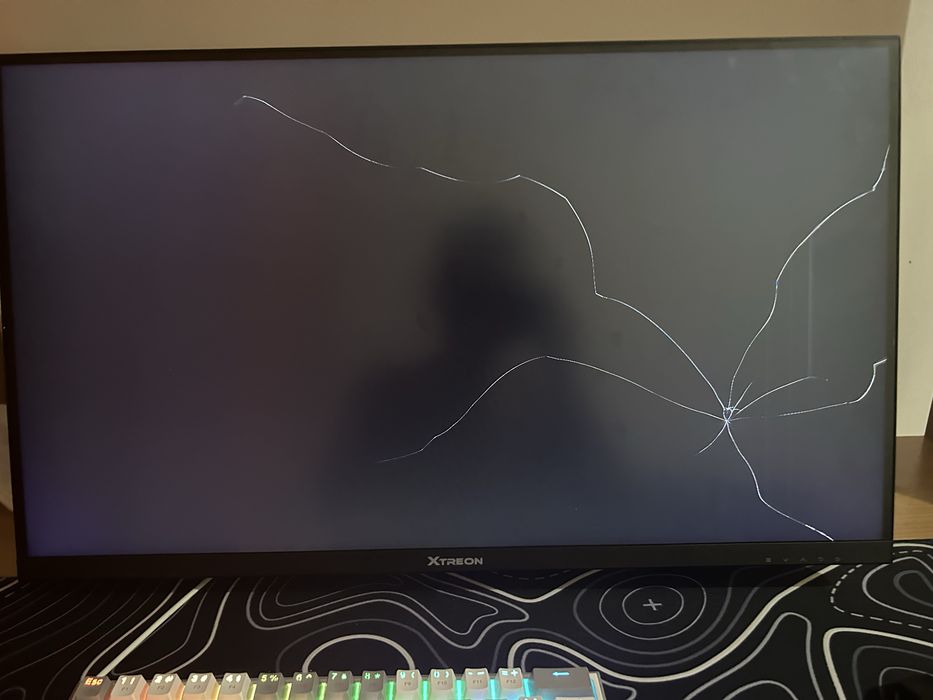 Монитор XTREON XT2758VH (240 Гц) — на запчасти
