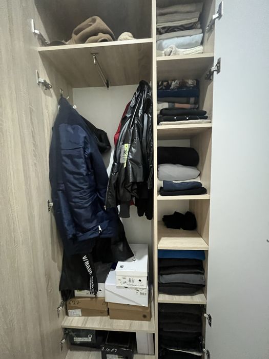 продаю шкаф для прихожей