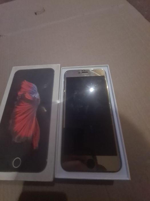 Продам телефон айфон 6с плюс