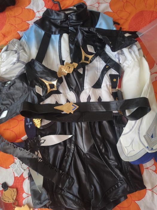 Eula cosplay uwowo Genshin Impact