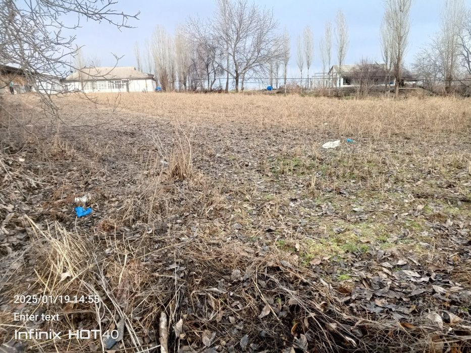 15 sotixli yer sotiladi