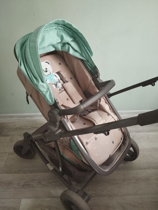 Коляска в хорошем состояние, трансформер