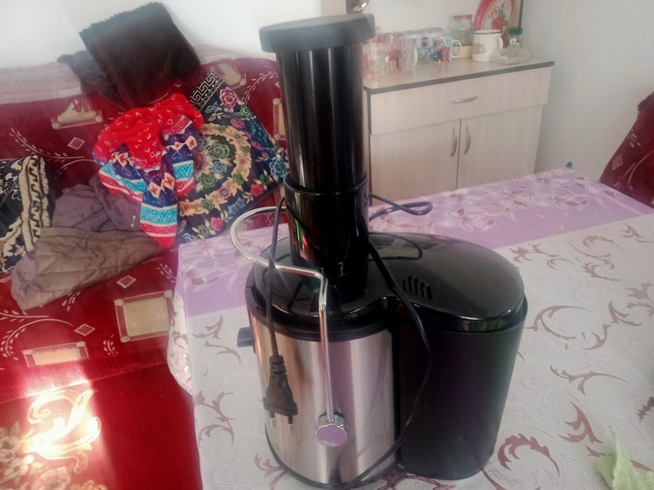 Сока выжымалка хорошым состоянии