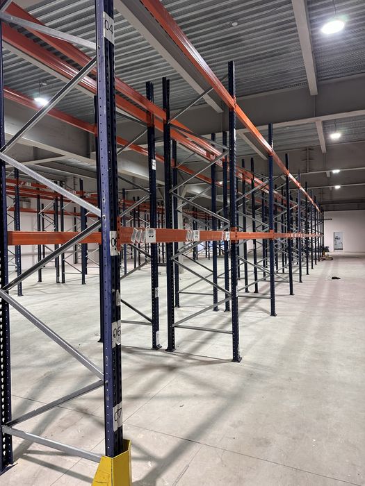 Rafturi metalice industriale