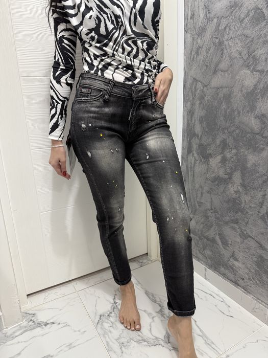 Blugi dama DSQUARED2, Calitate premium