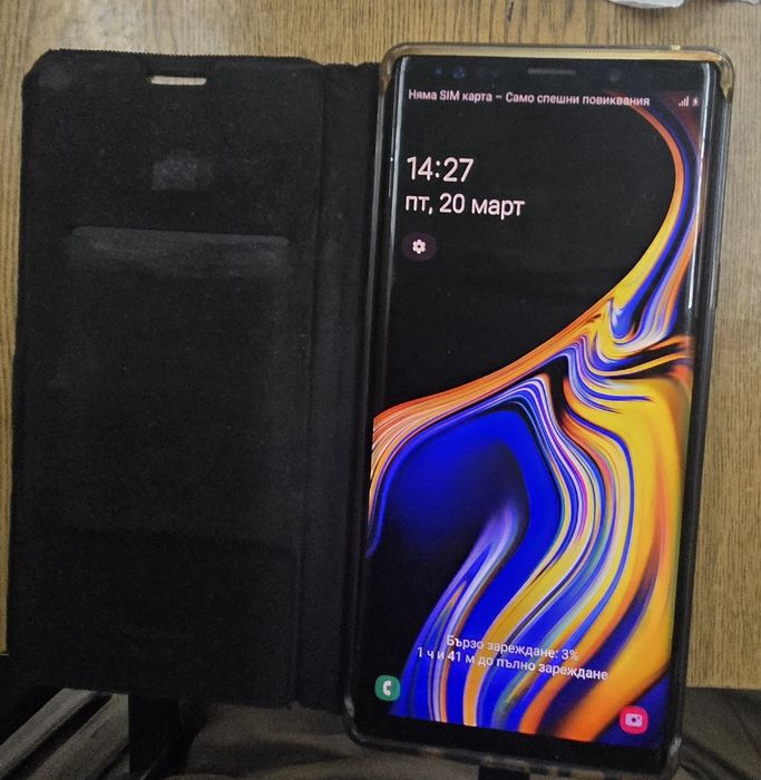 Смартфон SAMSUNG НОТ 9 с писалка о много калъфи